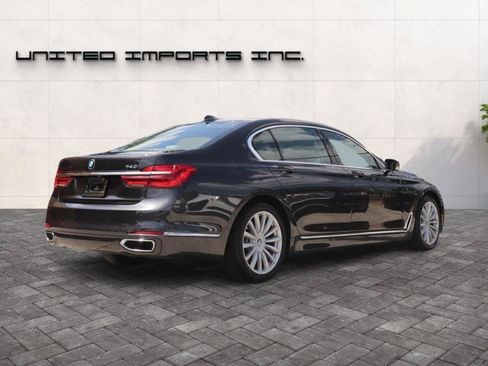 Used 2018 BMW 740i RWD image 5