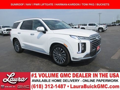 Used 2025 Hyundai Palisade Calligraphy FWD image 1