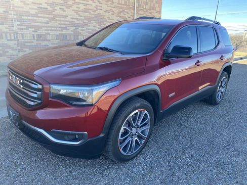 Used 2019 GMC Acadia SLT image 3