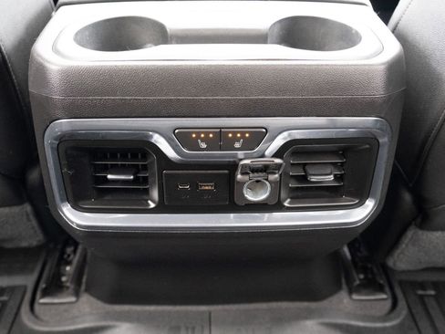 Used 2019 GMC Sierra 1500 AT4 w/ AT4 Premium Package AWD/4WD image 16