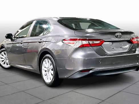 Certified 2018 Toyota Camry LE image 11
