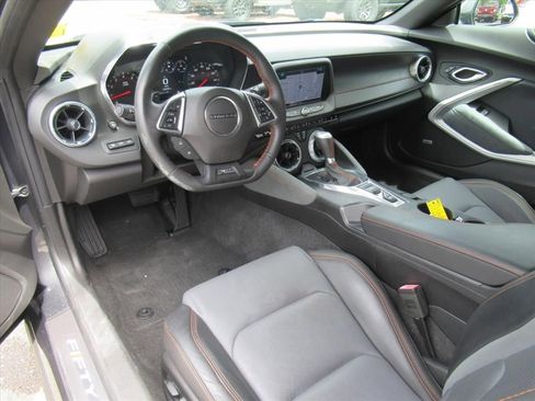 Used 2017 Chevrolet Camaro LT RWD image 14