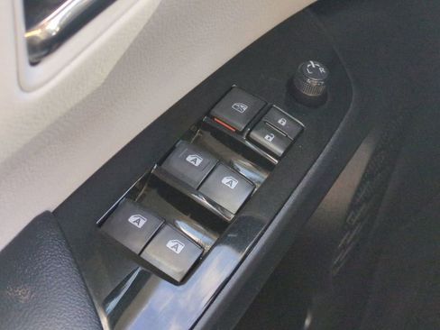 Used 2017 Toyota Prius Four Touring image 24