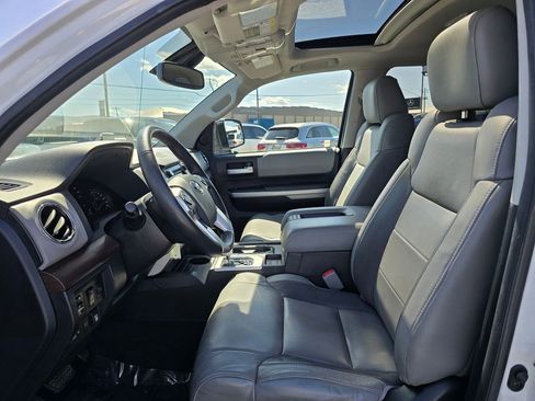 Used 2019 Toyota Tundra Limited w/ Limited Premium Package AWD/4WD image 22