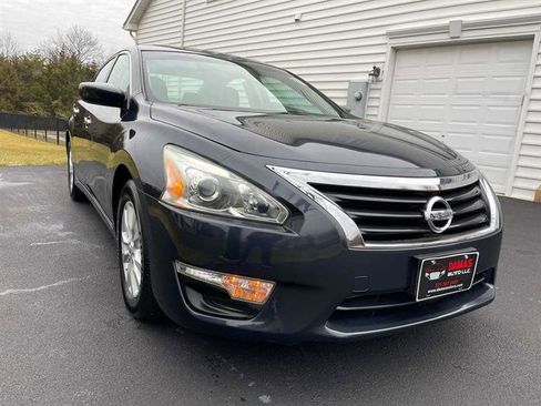 Used 2014 Nissan Altima 2.5 S w/ Sport Value Package image 42