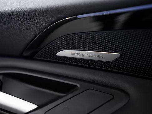 New 2025 Audi Q5 Premium Plus image 14