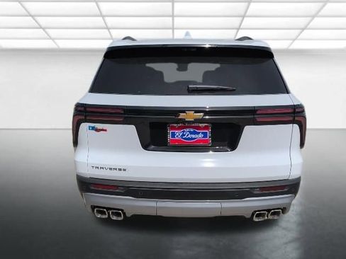 New 2026 Chevrolet Traverse LT w/ Driver Confidence Package FWD image 31