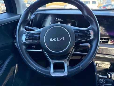 Used 2023 Kia Sportage EX image 14