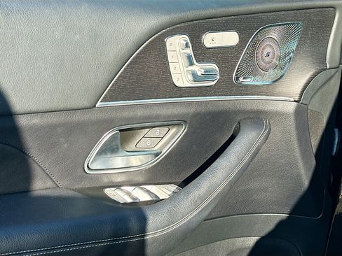 Used 2023 Mercedes-Benz GLE 350 w/ Premium Package image 16