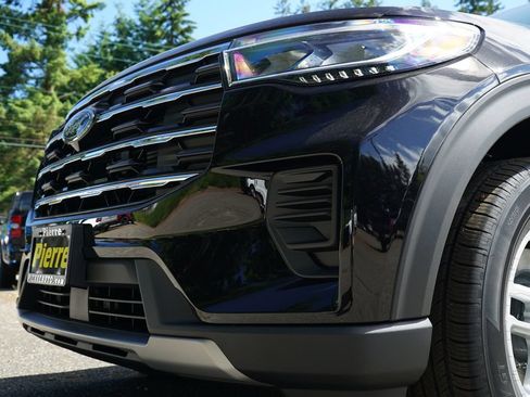 New 2026 Ford Explorer Active AWD/4WD image 29