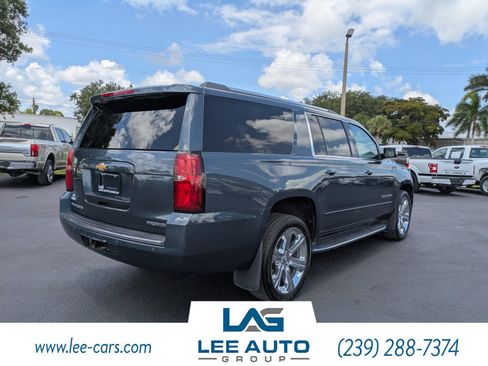 Used 2020 Chevrolet Suburban Premier AWD/4WD image 3