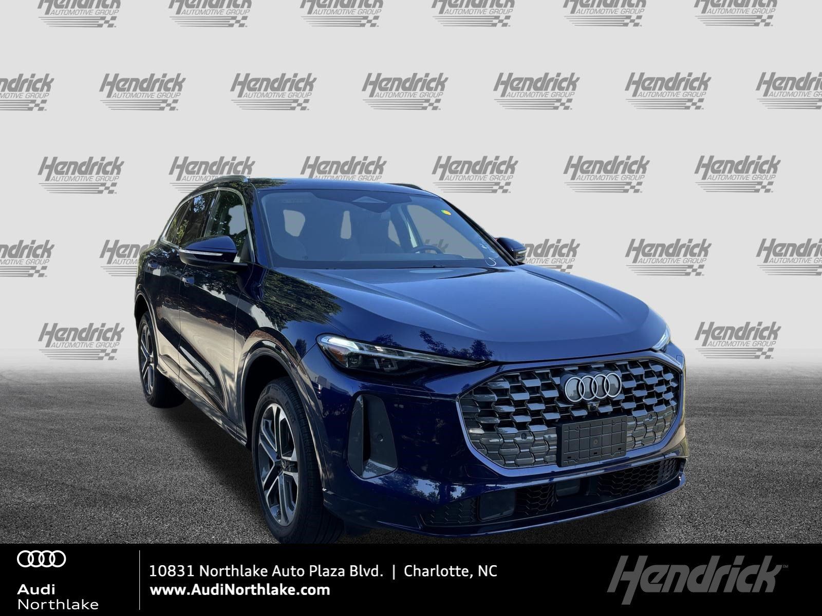 Used 2025 Audi Q5 Premium Plus AWD/4WD image 1