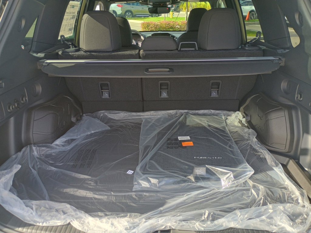 New 2026 Subaru Forester Premium AWD/4WD image 18