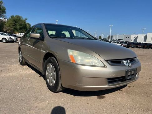 Used 2004 Honda Accord LX image 8