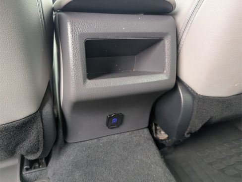 Used 2023 Toyota Camry SE w/ Convenience Package image 27