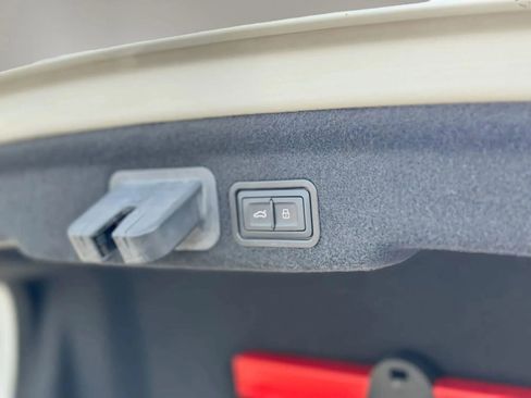 Used 2016 Audi A8 L 3.0T w/ Executive Package image 38