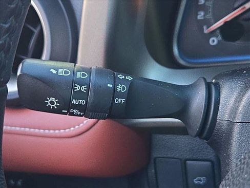 Used 2014 Toyota RAV4 Limited w/ Technology Package FWD image 15