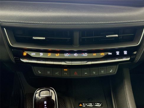 Used 2025 Cadillac CT5 V Blackwing w/ Super Cruise 1 Package image 16