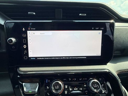 Used 2024 GMC Sierra 1500 AT4 w/ Technology Package AWD/4WD image 55