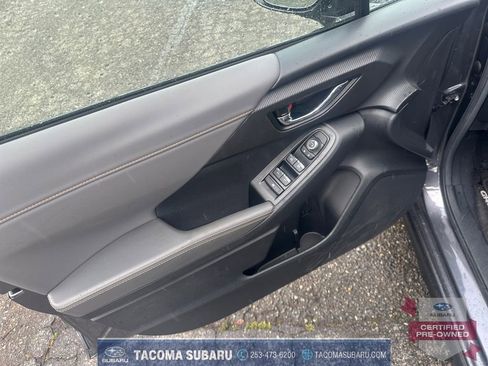 Used 2024 Subaru Crosstrek 2.5i Limited w/ Crosstrek Mirror Package image 11