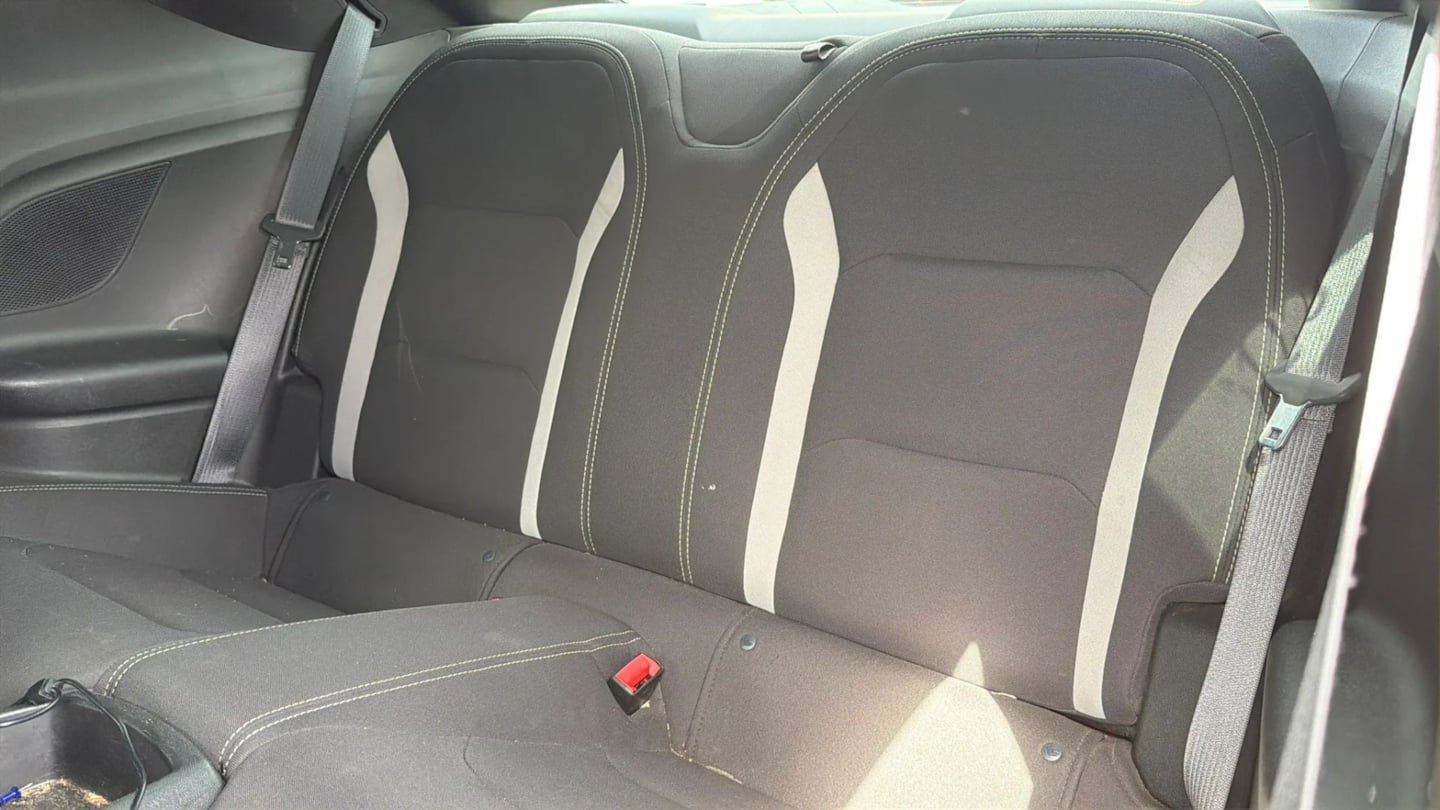 Used 2018 Chevrolet Camaro SS RWD image 12