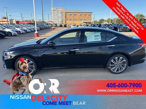 New 2025 Nissan Altima 2.5 SL image 2