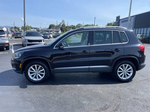 Used 2017 Volkswagen Tiguan Wolfsburg Edition AWD/4WD image 3