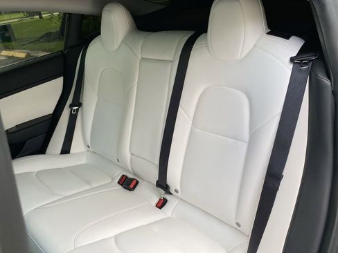 Used 2020 Tesla Model 3 Standard Range Plus image 35