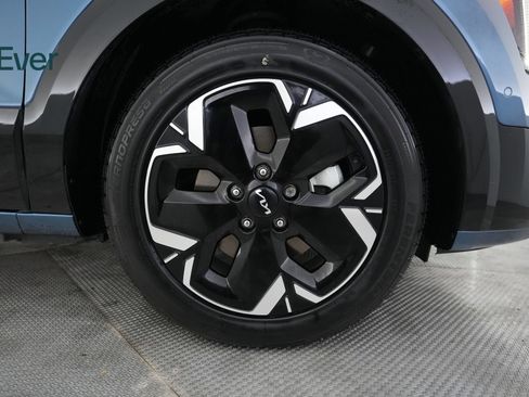 Used 2023 Kia Niro Wave FWD image 20