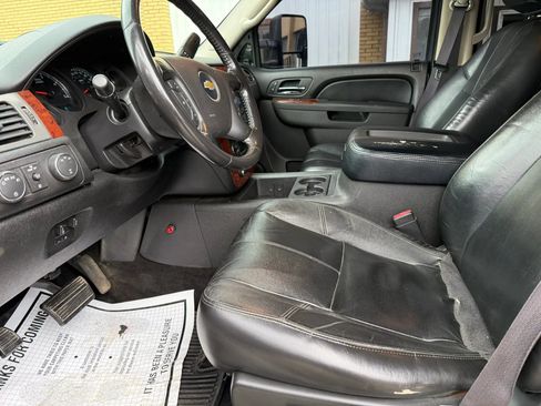 Used 2011 Chevrolet Silverado 3500 LTZ w/ Suspension Package, Off-Road AWD/4WD image 11