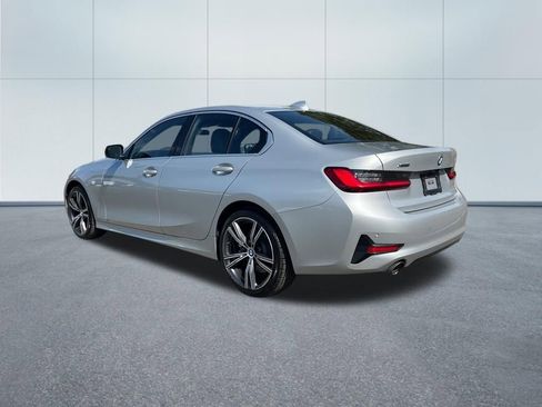 Used 2021 BMW 330i xDrive Sedan w/ Convenience Package image 7