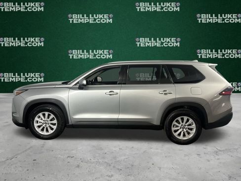Used 2025 Toyota Grand Highlander AWD image 9