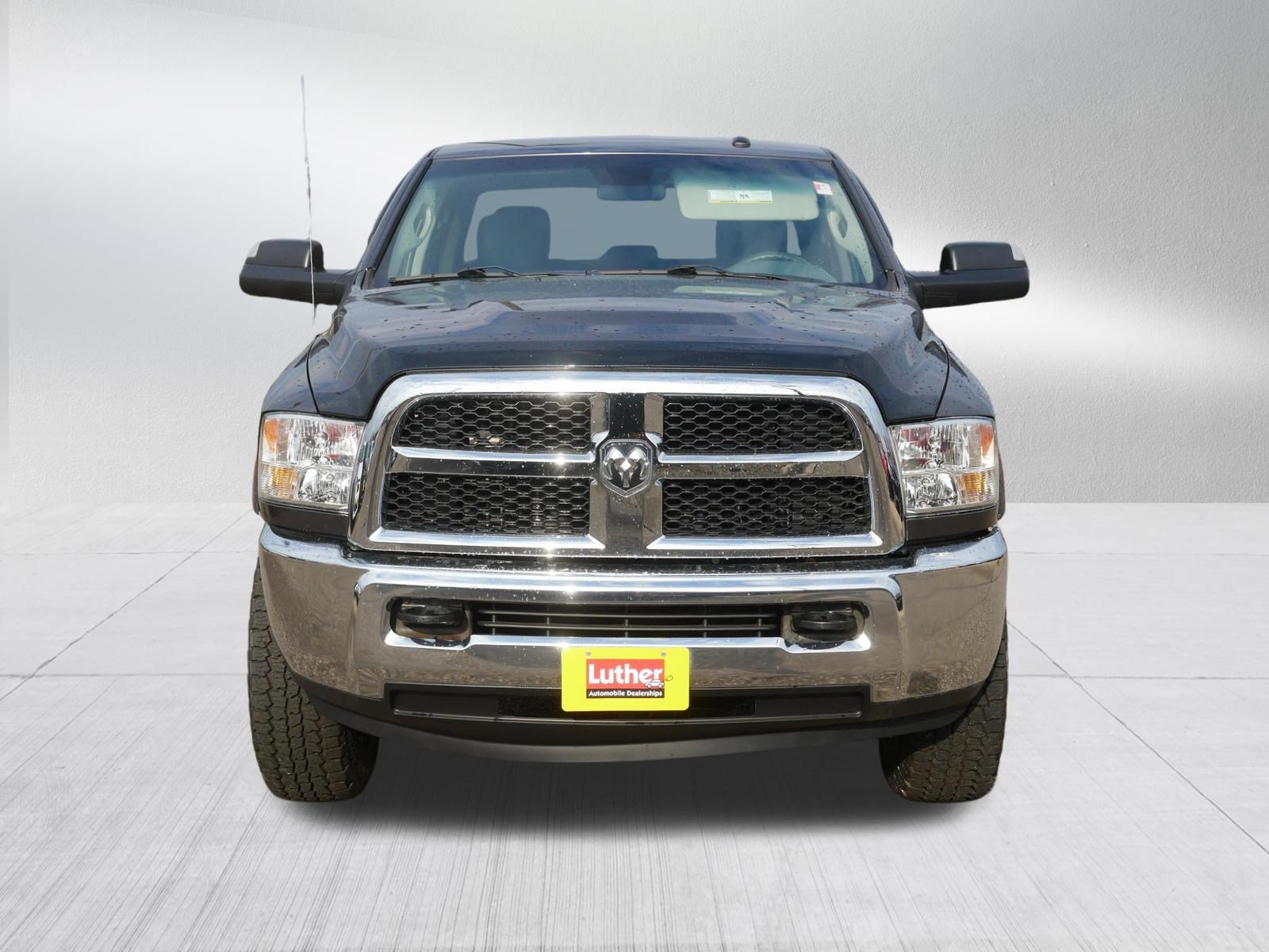 Used 2018 RAM 2500 Tradesman w/ Chrome Appearance Group AWD/4WD image 2