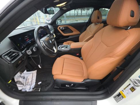 Used 2024 BMW 230i Coupe w/ Convenience Package RWD image 4