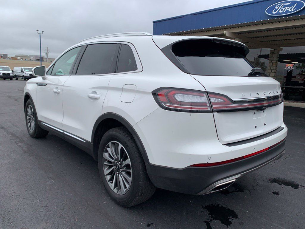 Used 2023 Lincoln Nautilus AWD w/ Premium Package image 5