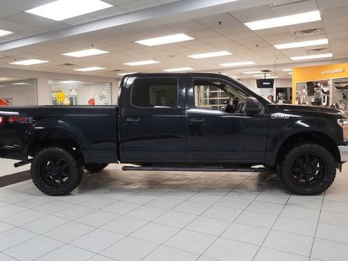 Used 2018 Ford F150 XLT w/ Trailer Tow Package image 12