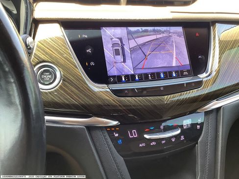 Used 2020 Cadillac XT6 Premium Luxury w/ Platinum Package FWD image 14