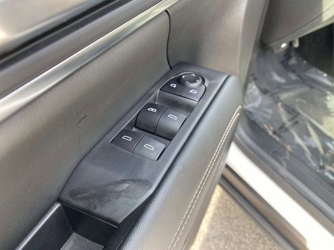 Used 2025 GMC Terrain Elevation AWD/4WD image 17