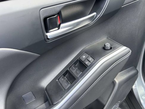 New 2026 Toyota Highlander XLE AWD/4WD image 18