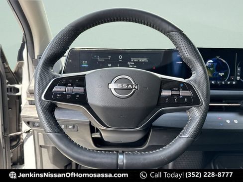 Used 2024 Nissan Ariya AWD image 44