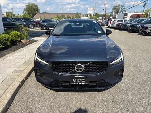 Used 2024 Volvo S60 B5 Ultimate w/ Climate Package AWD/4WD image 8