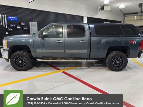 Used 2013 Chevrolet Silverado 2500 LTZ w/ LTZ Plus Package image 3