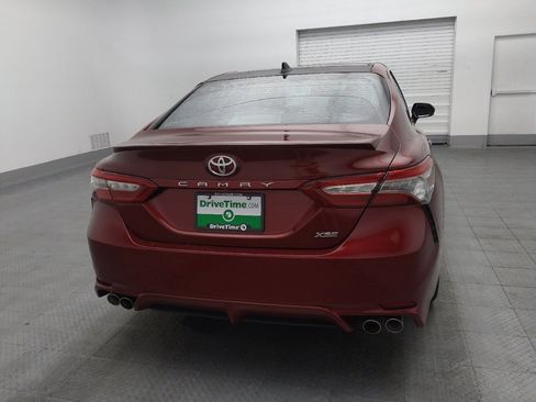 Used 2018 Toyota Camry XSE image 7
