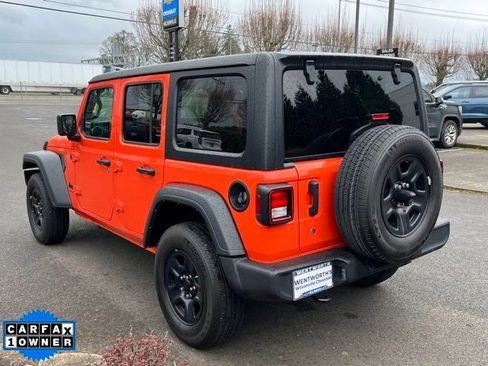Used 2023 Jeep Wrangler Sport image 5