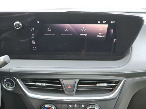 Used 2024 Buick Encore GX Preferred AWD/4WD image 18