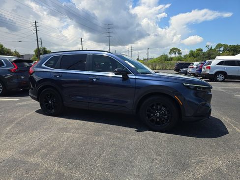 Certified 2024 Honda CR-V Sport image 2