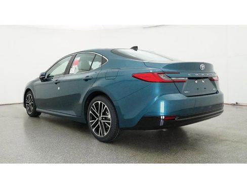 New 2026 Toyota Camry XLE image 21