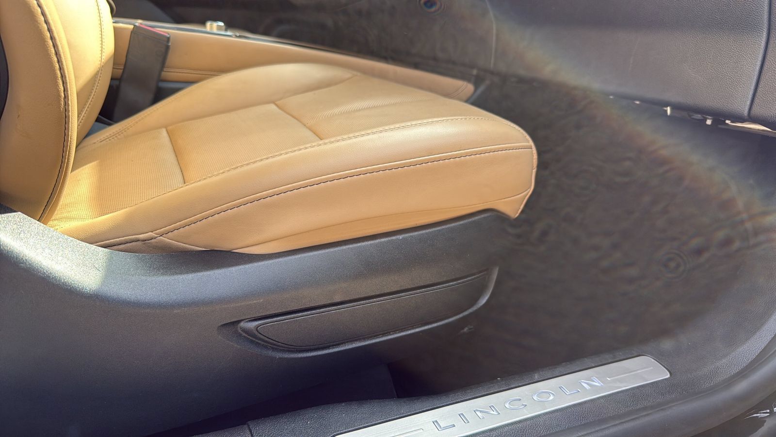 Used 2020 Lincoln Corsair Reserve FWD image 24