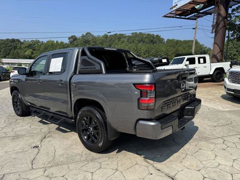 Used 2023 Nissan Frontier SV w/ Midnight Edition Package AWD/4WD image 10