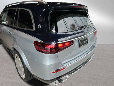 New 2025 Mercedes-Benz Maybach GLS 600 4MATIC image 5